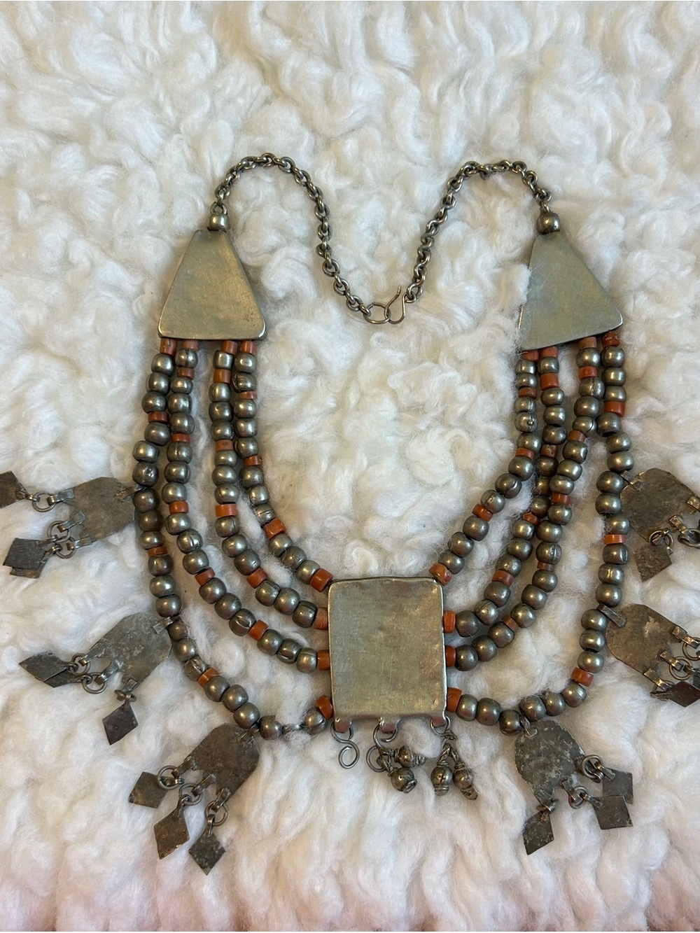 ๐VTG Boho Multi-Strand Silver & Coral Beaded Statement Necklace - Picture 3 of 3
